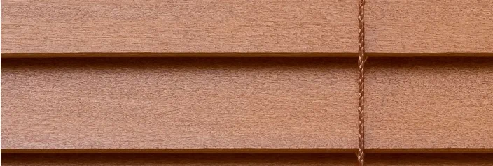 maßgefertigte Holzjalousien