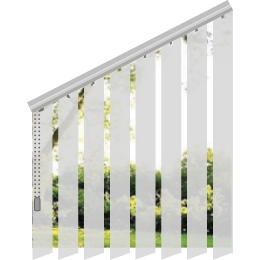 Lamellenvorhang mit Neigung am Fenster